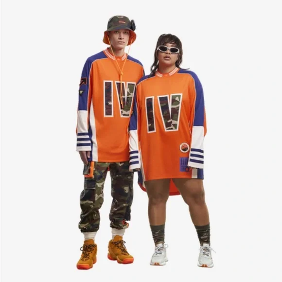 Beyonce Ivy Park T Shirt Dress 2023 ADIDAS IVY PARK LONG SLEEVE - Main Image